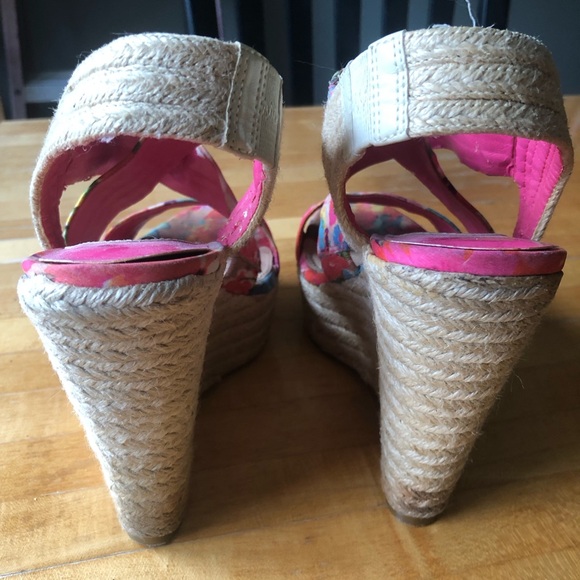 Gianni Bini Espadrilles 6.5M Heel height: 5 inches. - Picture 2 of 6